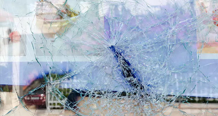 Cracked Glass Balcony Door Repair in Plant City, FL
