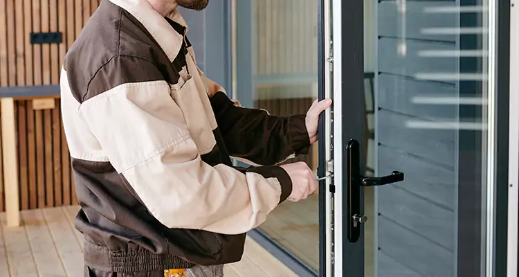 Fix Patio Screen Door Rollers in Plant City, FL